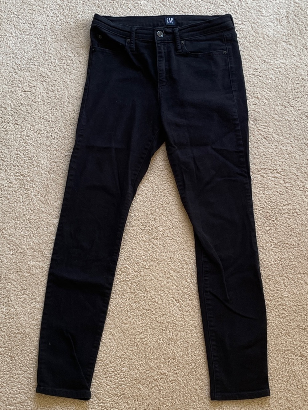 GAP Black Women’s True Skinny Jeans 28R